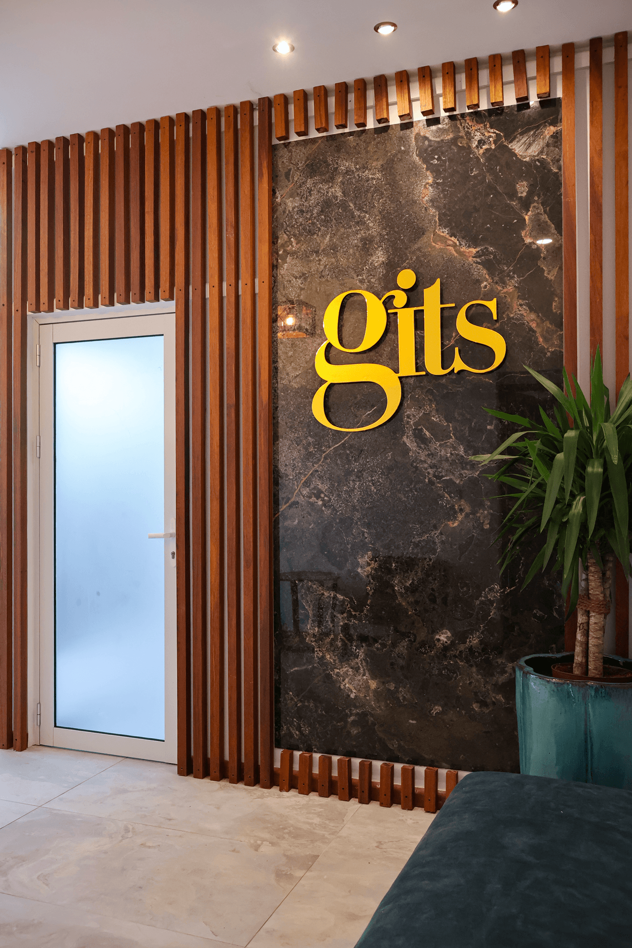 DRS. GITS Aesthetic Medicine entrance